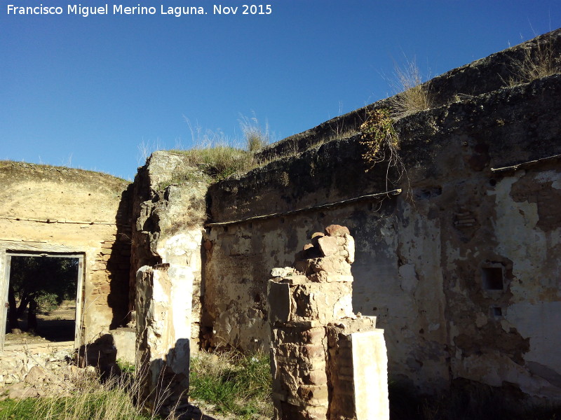 Castillo de la Aragonesa - Castillo de la Aragonesa. Adarve y torren