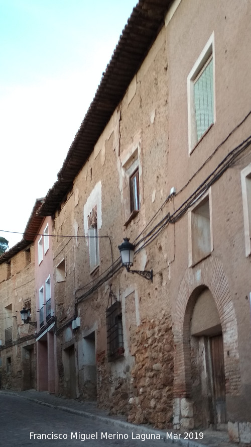 Casa y Ventana del Diablo Royo - Casa y Ventana del Diablo Royo. Casa y restos de muralla musulmana