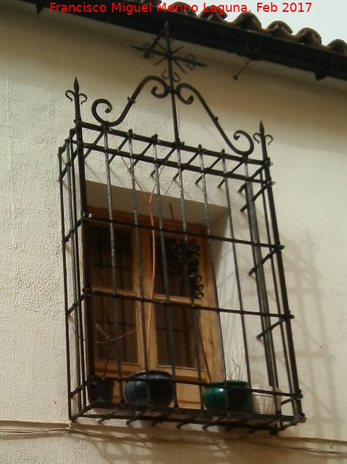 Casa de la Calle Pastores n 6 - Casa de la Calle Pastores n 6. Reja de rosetas