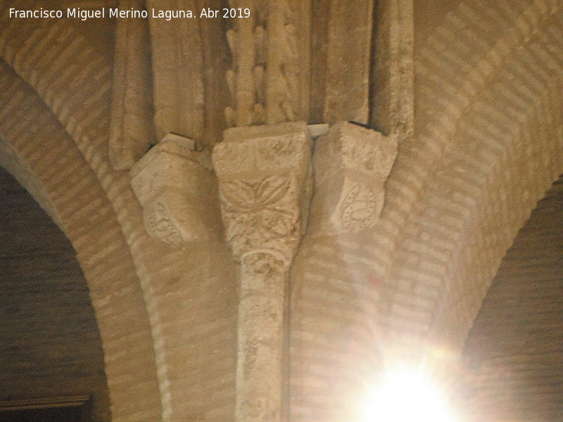 Iglesia de San Antonio Abad - Iglesia de San Antonio Abad. Mnsulas