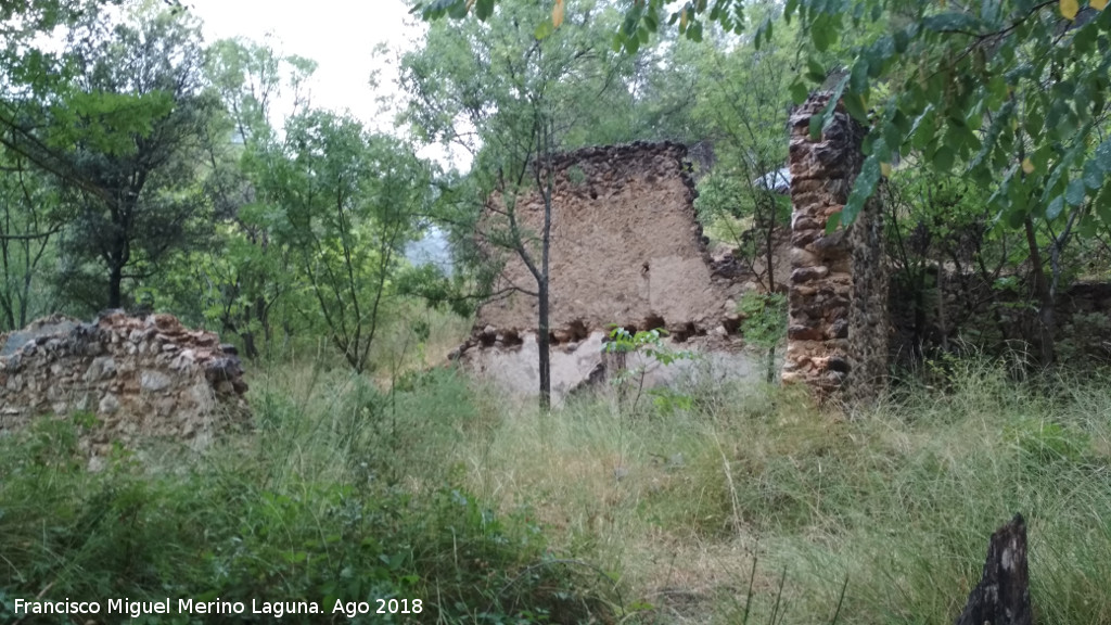 Aldea Casicas del Ro Segura - Aldea Casicas del Ro Segura. Casas en ruinas en su antigua ubicacin