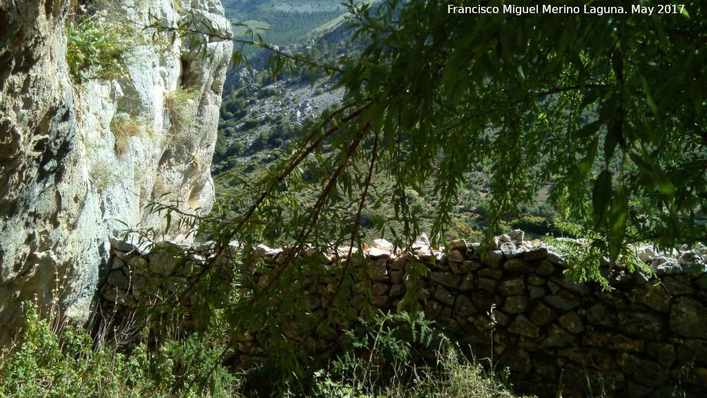 Aprisco de la Llana - Aprisco de la Llana. Cerramiento del muro