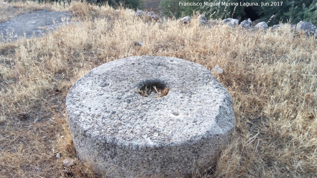 Era de Mirasierra - Era de Mirasierra. Piedra de molino