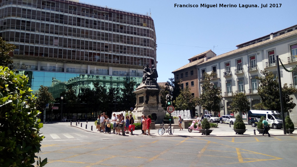 Plaza Isabel la Catlica - Plaza Isabel la Catlica. 