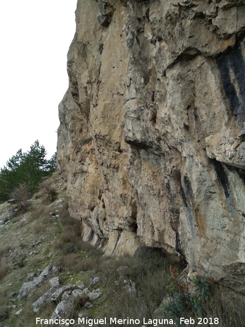 Aznaitn - Aznaitn. Paredes de la ladera norte de Jimena