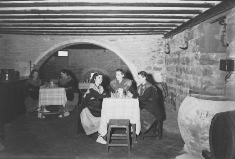 Palacio del Den Ortega - Palacio del Den Ortega. Taberna foto antigua