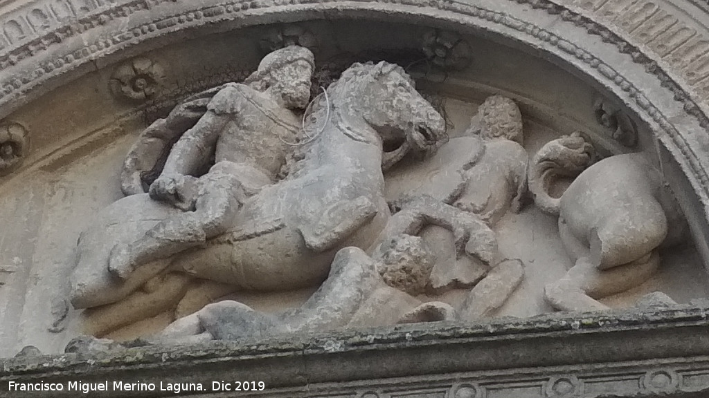 Sacra Capilla de El Salvador del Mundo - Sacra Capilla de El Salvador del Mundo. Detalle de la Portada de Santiago