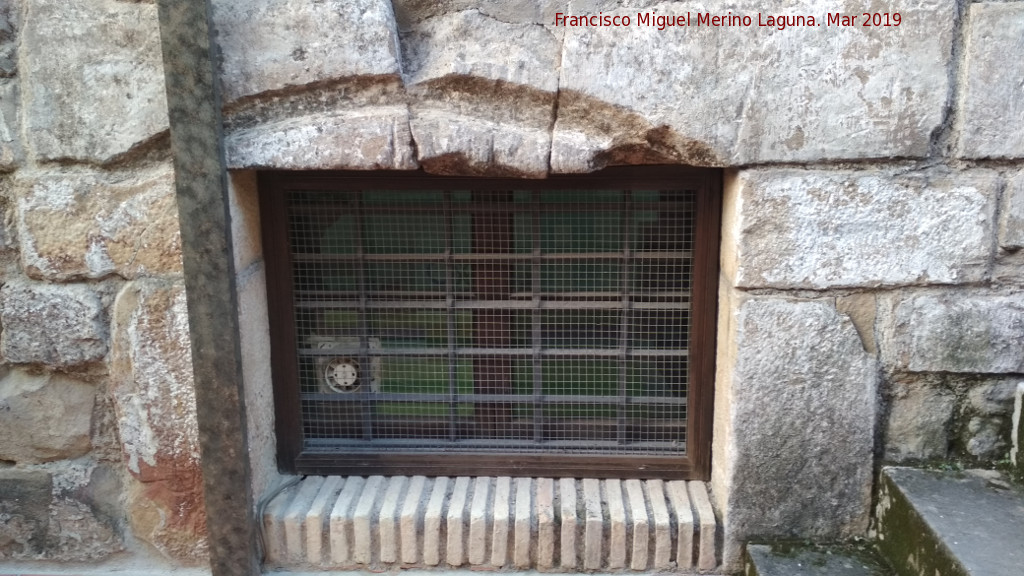 Casa de la Tercia - Casa de la Tercia. Ventana de la bodega