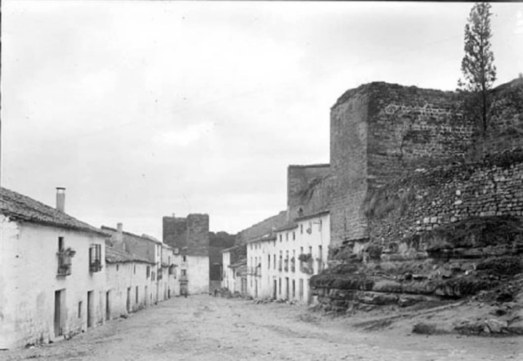 Puerta del Losal - Puerta del Losal. Foto antigua de Don Manuel Gmez Moreno