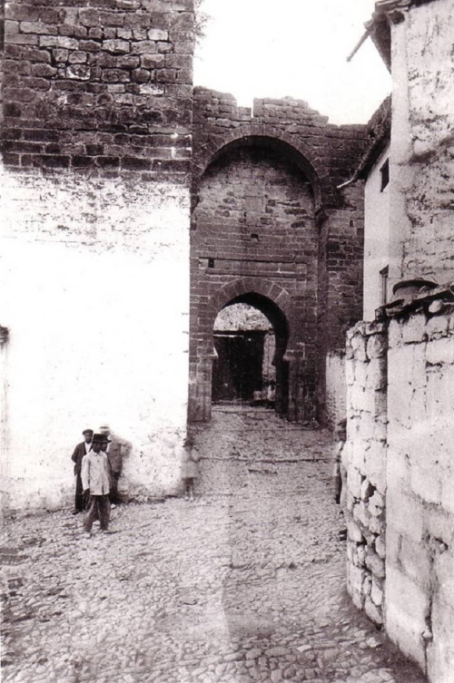 Puerta del Losal - Puerta del Losal. Foto antigua. Fotografa de Manuel Gmez Moreno
