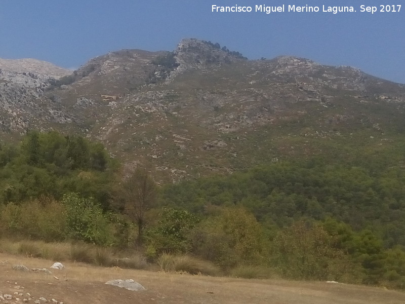 Cerro Cerezuelo - Cerro Cerezuelo. Desde la Aldea Bujaraiza