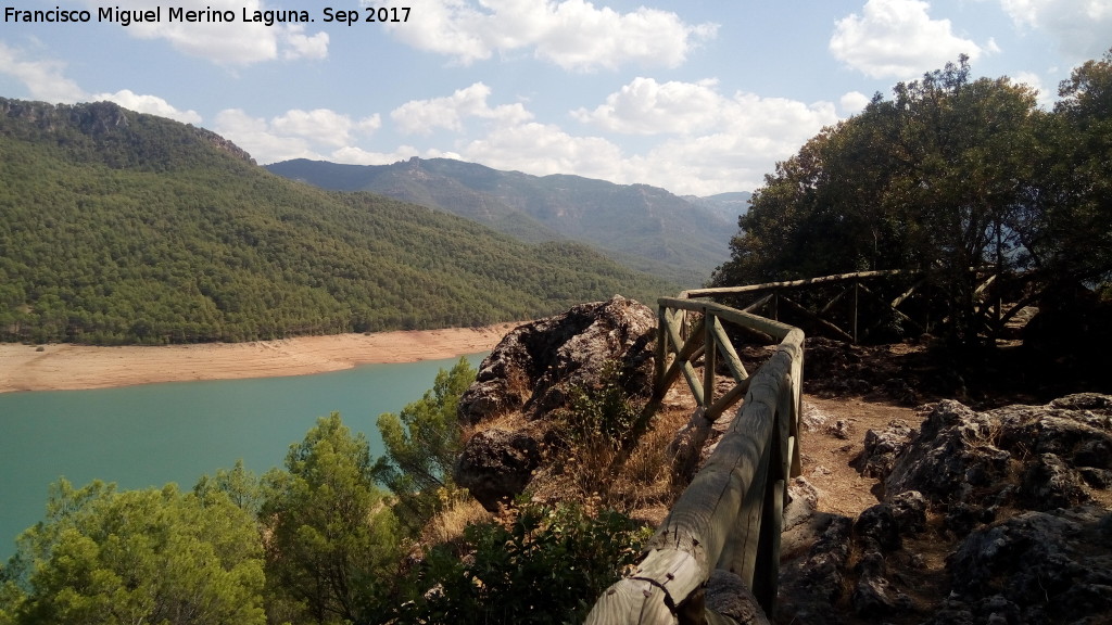 Mirador Solana de Padilla - Mirador Solana de Padilla. Vistas del sendero