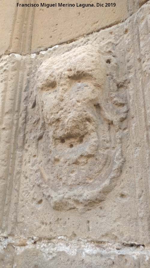 Iglesia de San Lorenzo - Iglesia de San Lorenzo. Len de la portada