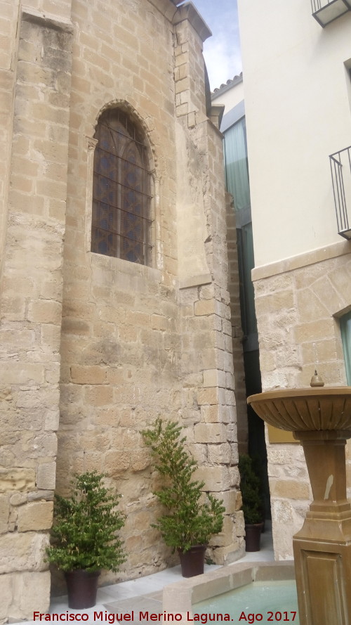 Iglesia de San Pedro - Iglesia de San Pedro. bside
