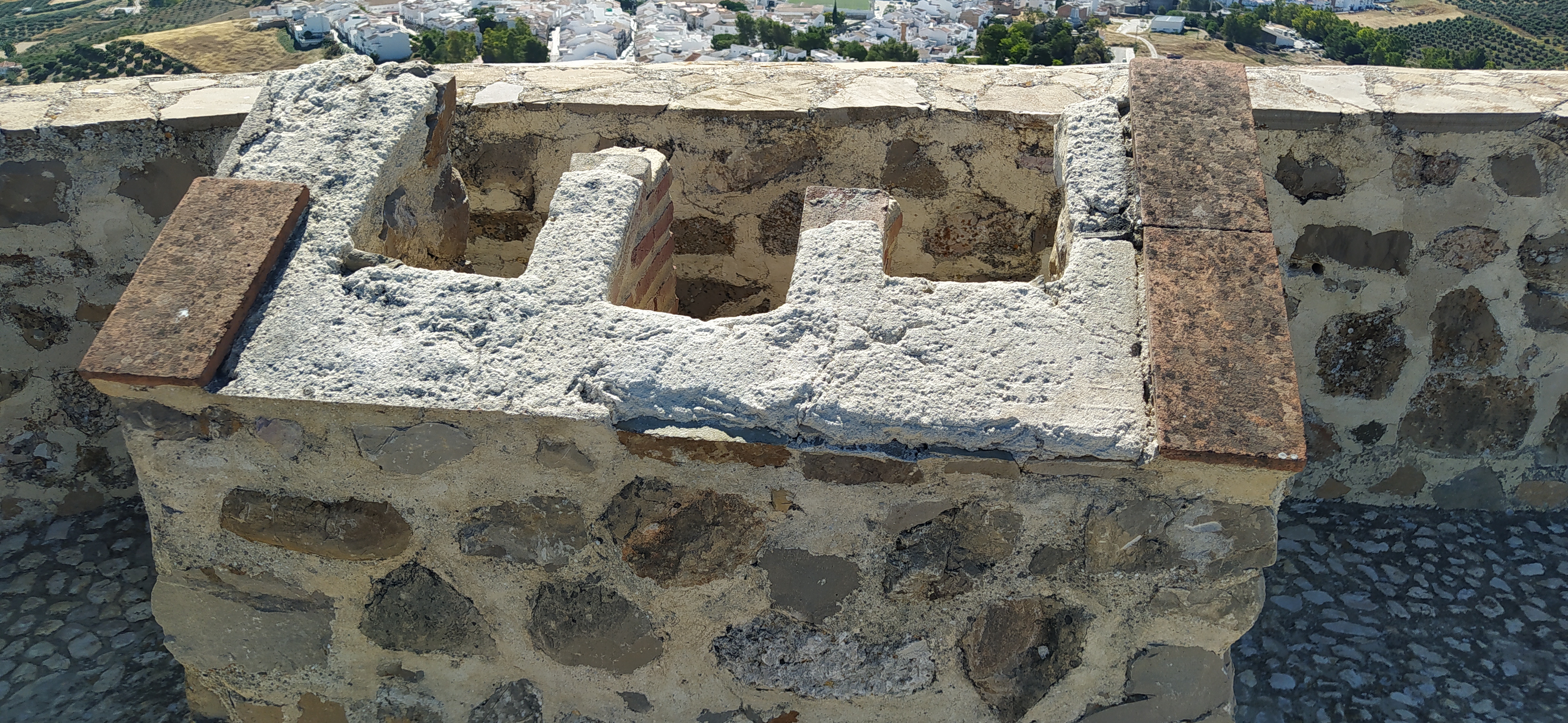 Castillo de Olvera - Castillo de Olvera. Matac�n de la Torre del Homenaje