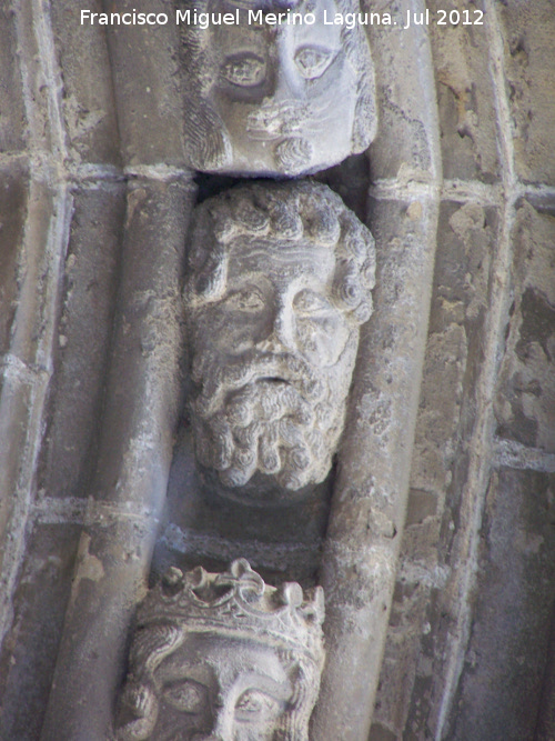 Iglesia de San Pablo. Portada de los Carpinteros - Iglesia de San Pablo. Portada de los Carpinteros. 