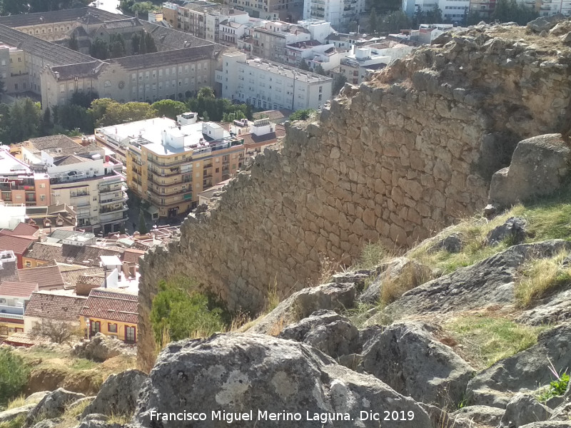 Muralla de Jan. Torren Sur III - Muralla de Jan. Torren Sur III. Intramuros del lienzo cristiano