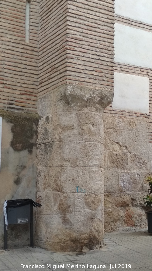 Iglesia de San Juan - Iglesia de San Juan. Detalle del contrafuerte