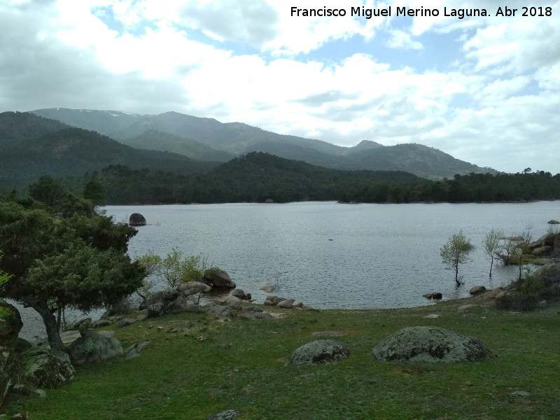 Pantano del Burguillo - Pantano del Burguillo. Desde el Cerro del Enebral