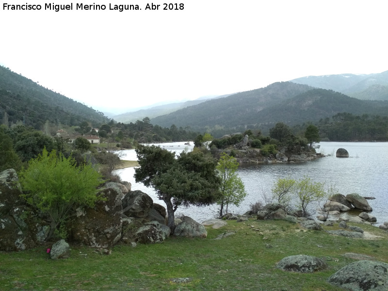 Pantano del Burguillo - Pantano del Burguillo. Desde el Cerro del Enebral