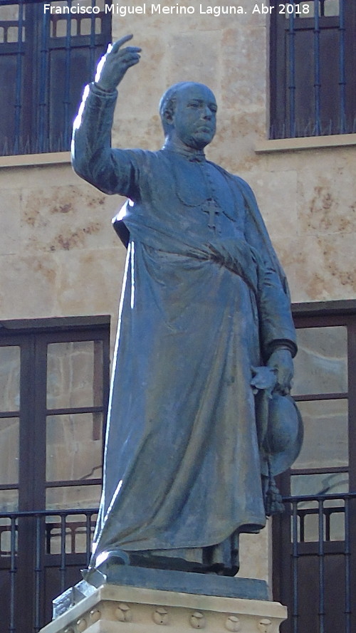 Monumento al Padre Cmara - Monumento al Padre Cmara. Estatua