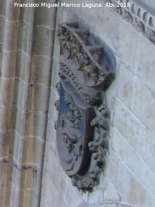 Catedral Nueva. Capilla de San Lorenzo - Catedral Nueva. Capilla de San Lorenzo. Escudo