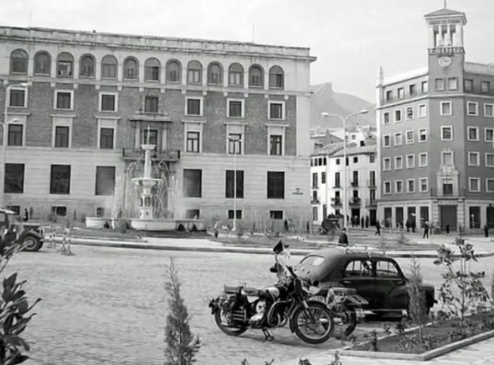 Edificio de Hacienda - Edificio de Hacienda. Foto antigua