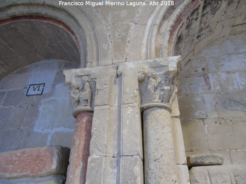 Catedral Vieja. Claustro - Catedral Vieja. Claustro. Capiteles del ala sur