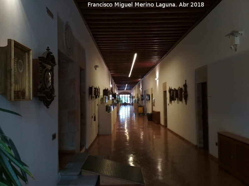 Colegio del Arzobispo Fonseca - Colegio del Arzobispo Fonseca. Pasillo