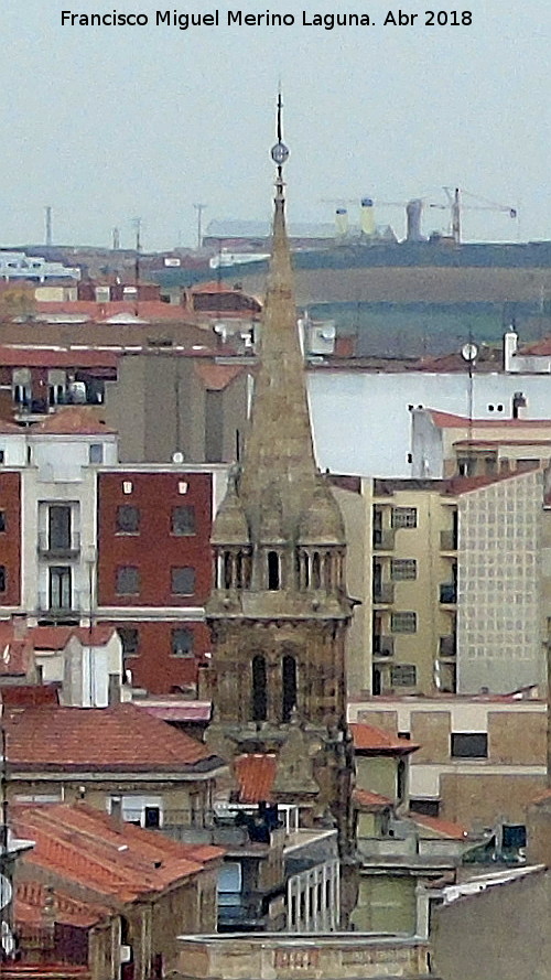 Iglesia de San Juan de Sahagn - Iglesia de San Juan de Sahagn. Desde la Clereca