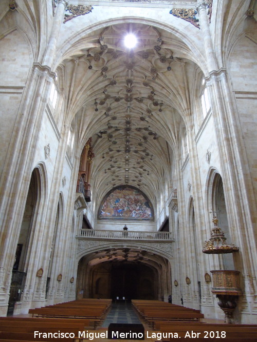 Convento de San Esteban. Iglesia - Convento de San Esteban. Iglesia. Nave central