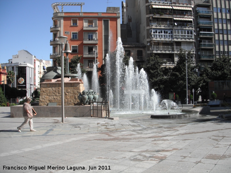 Fuente de la Plaza de la Constitucin - Fuente de la Plaza de la Constitucin. 