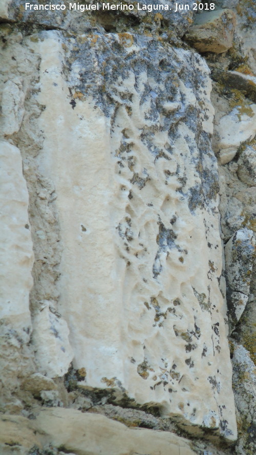 Yacimiento romano de Torrealczar - Yacimiento romano de Torrealczar. Friso romano en la Torre de Alczar