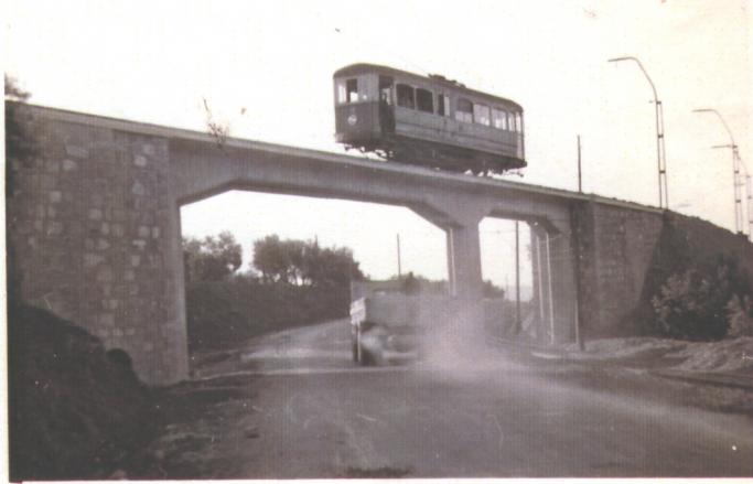 Estacin de Ibros - Estacin de Ibros. Foto antigua. Tranva de la Loma