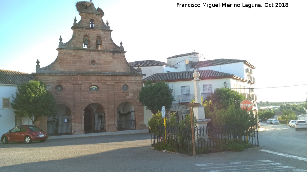 Plaza de la Iglesia de Navas de Tolosa - Plaza de la Iglesia de Navas de Tolosa. 