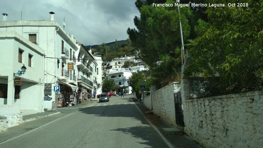 Avenida de la Alpujarra - Avenida de la Alpujarra. 