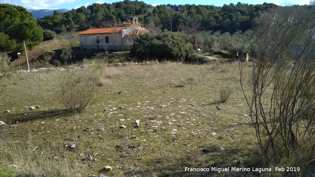 Era de Caada Morales I - Era de Caada Morales I. Con la iglesia al fondo