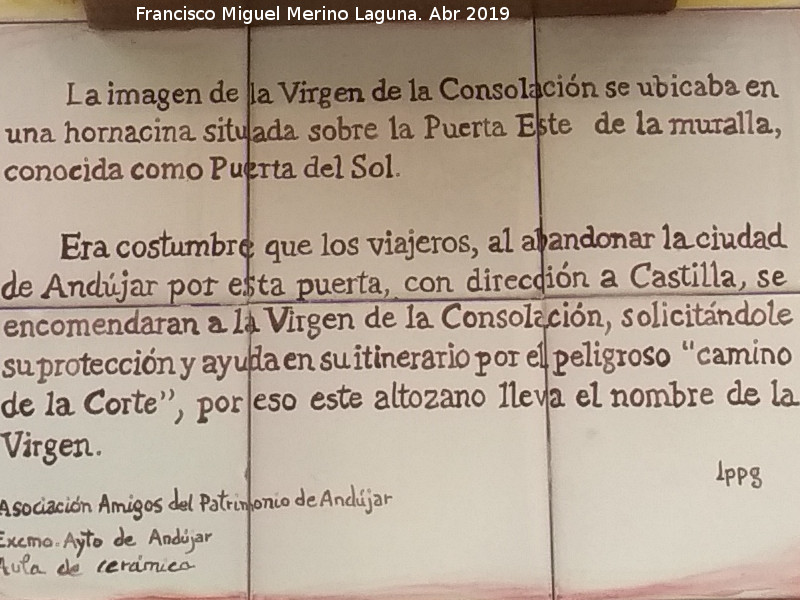 Hornacina de la Virgen de la Consolacin - Hornacina de la Virgen de la Consolacin. Cartela
