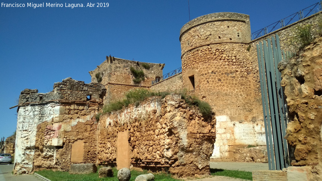 Castillo de los Guzmanes. Torre Sur II de la Barbacana - Castillo de los Guzmanes. Torre Sur II de la Barbacana. Situacin