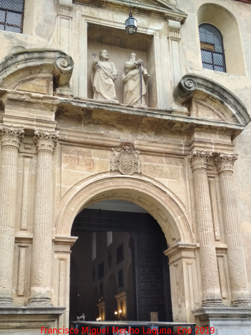 Iglesia de San Pedro y San Pablo. Portada - Iglesia de San Pedro y San Pablo. Portada. 