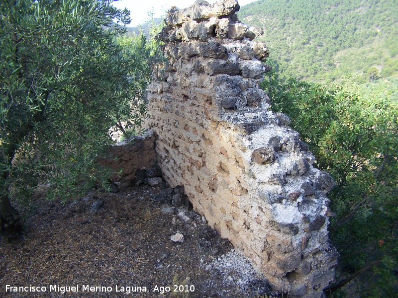 Muralla de la aldea medieval de La Espinareda - Muralla de la aldea medieval de La Espinareda. Lienzo de mampostera