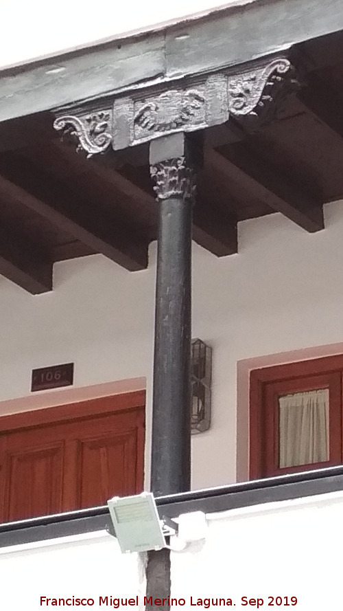 Corrala de Santiago - Corrala de Santiago. Columna