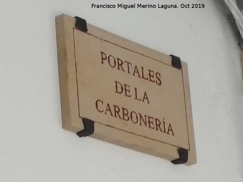 Portales de la Carbonera - Portales de la Carbonera. Placa
