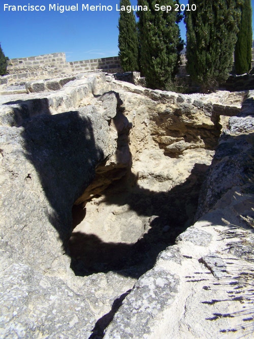 La Mota. Barrio Noble - La Mota. Barrio Noble. Bodega excavada en la piedra