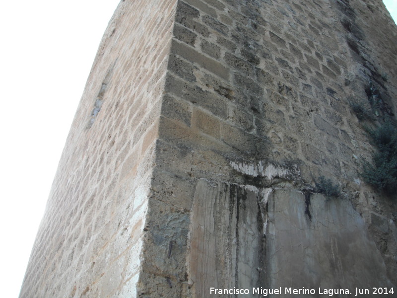 Torren de Triana - Torren de Triana. Esquina con marcas de cantero