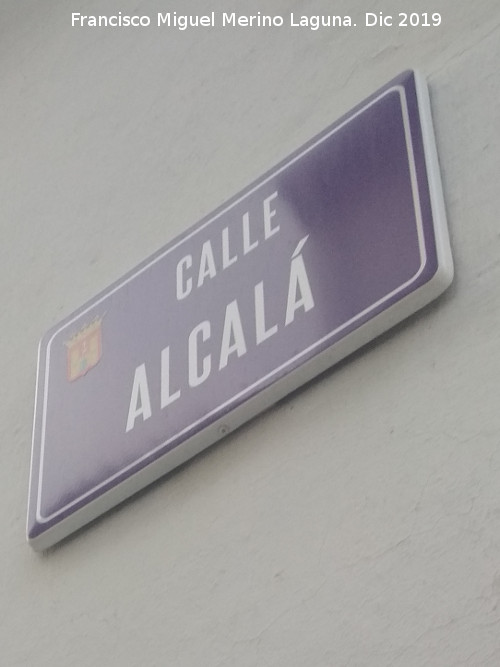 Calle Alcal - Calle Alcal. Placa