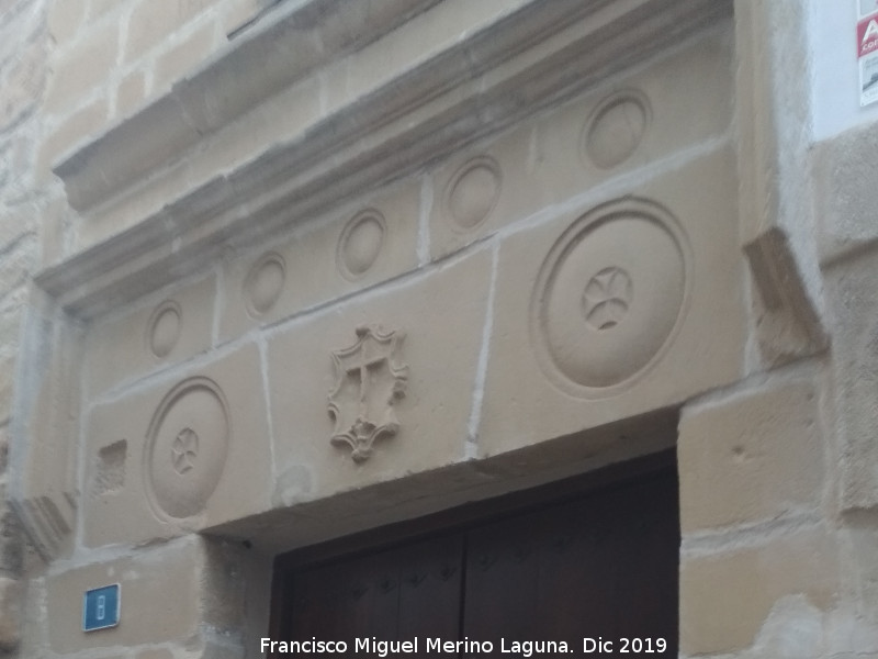 Casa de la Calle La Cruz n 8 - Casa de la Calle La Cruz n 8. Dintel