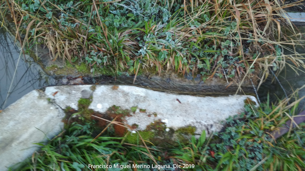 Fuente de la Trocha de Carboneros - Fuente de la Trocha de Carboneros. Desage