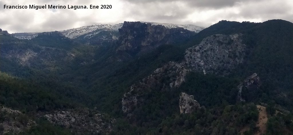 Arroyo de la Mesa - Arroyo de la Mesa. Desde los Riscos del Mailar