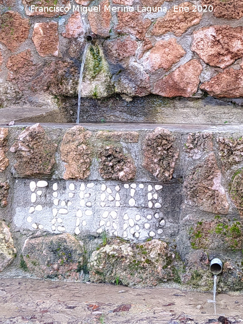 Fuente C�fano - Fuente C�fano. Ca�os y nombre